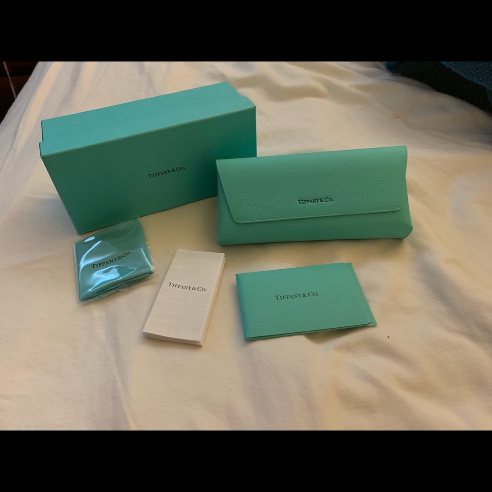 Authentic new Tiffany aviator case